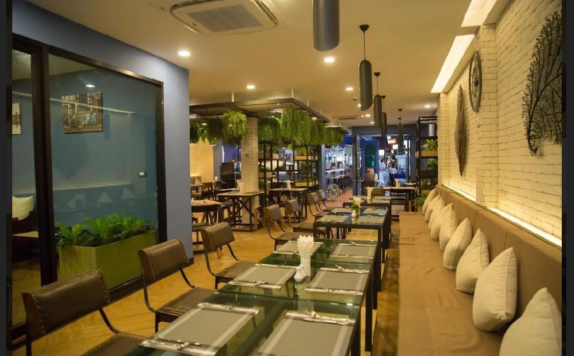 Neptuna Hotel Patong Exteriér fotografie